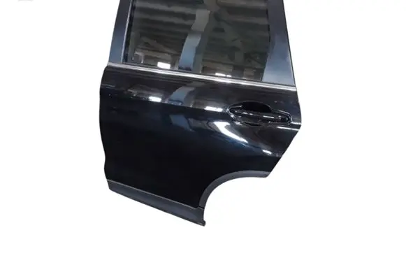 Honda CR-V Rear door