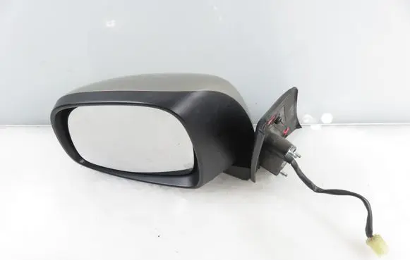 Fiat Sedici Front door electric wing mirror 