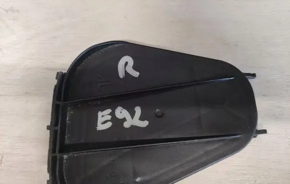 BMW 3 E92 E93 Headlight/headlamp dust cover 