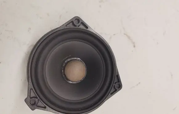 Mercedes-Benz GLE (W166 - C292) Panel speaker A2318201302