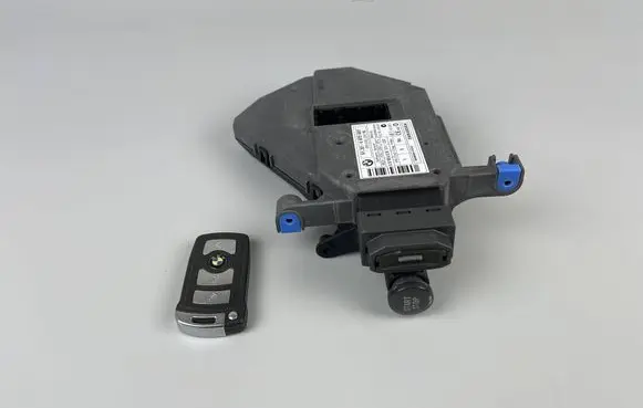 BMW 7 E65 E66 Ignition lock 61326972687 6972687 5WK48000A