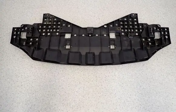 Suzuki Swift Cultus Engine splash shield/under tray 