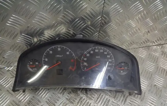 Opel Vectra C Tachometer 09180286WR