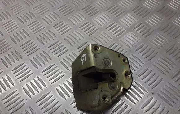 Citroen Berlingo Front door lock loop/hook striker BRAK