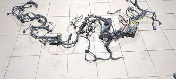 Ford Kuga II Engine installation wiring loom GV4T14K733AKE