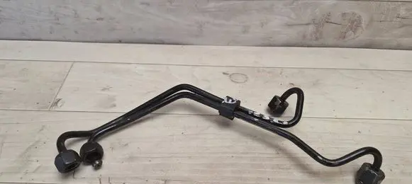 Land Rover Freelander Fuel injector supply line/pipe 