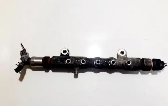 Volkswagen Touareg I Fuel main line pipe