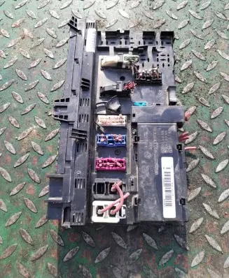 BMW X5 E53 Fuse box set 518877006 8378107