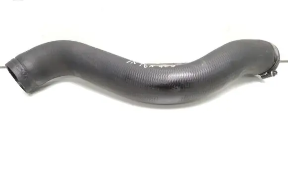 Volvo V70 Intercooler hose/pipe 220210 243084 Ch00104