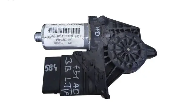 Volkswagen PASSAT B5 Rear door window regulator motor 3B9839751AD 0130821697