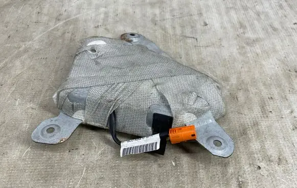 BMW 5 E39 Front door airbag 30826833102A