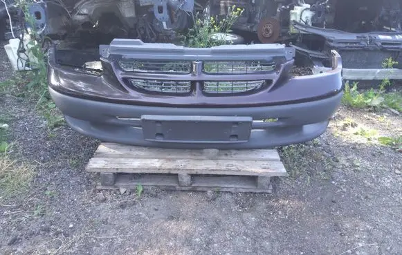 Chrysler Voyager Front bumper 04676847