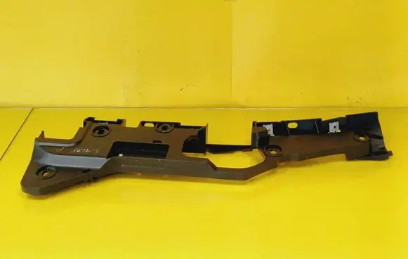Front bumper mounting bracket