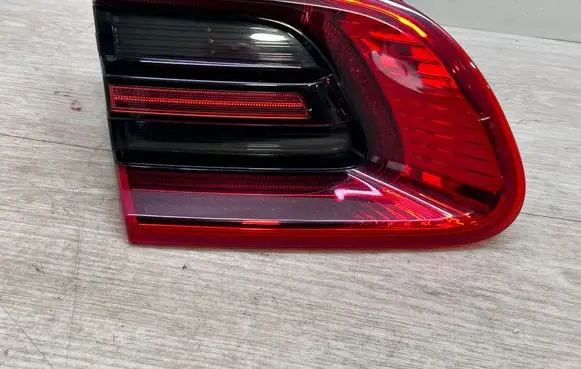 Porsche Macan (95B) Tailgate rear/tail lights 95B945093G
