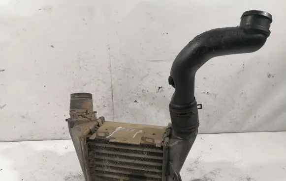 Volkswagen Golf III Intercooler radiator 1H0145805A 1H0145844E