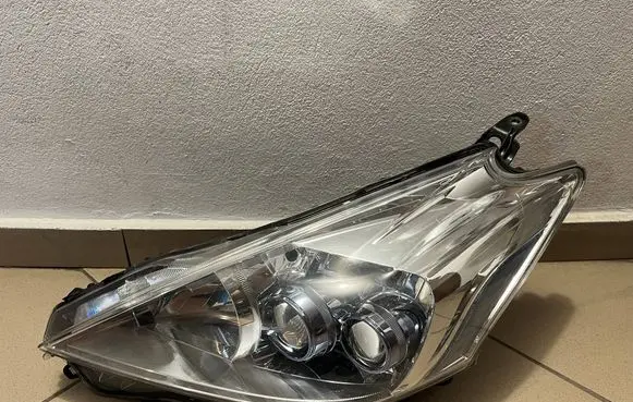 Toyota Prius (XW30) Headlight/headlamp PRIUSLED