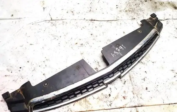 Chevrolet Cruze Front grill 96832951