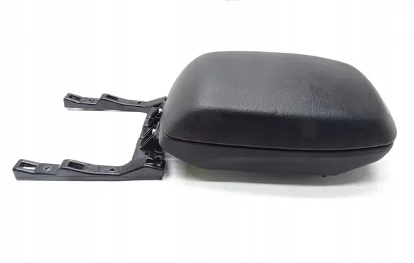 Hyundai i30 Armrest 17475966979