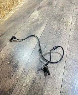 Mercedes-Benz E W212 ABS brake wheel speed sensor a2125400217