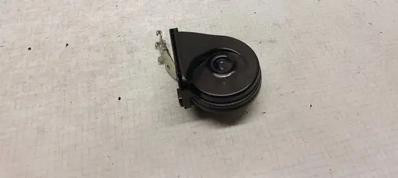 Ford Focus ST Horn signal A046522 0024082012 F1ET13801
