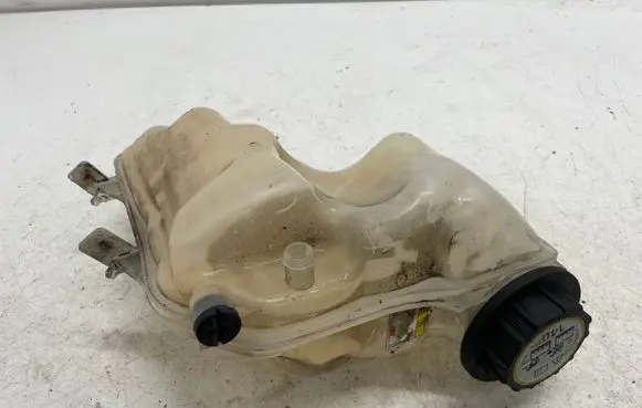 Land Rover Range Rover Sport L494 Coolant expansion tank/reservoir YC158B099AA