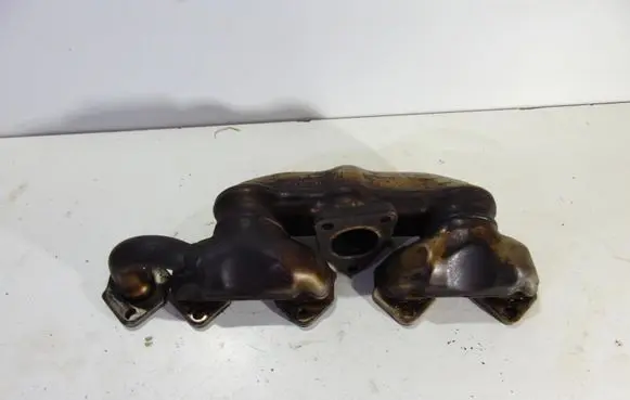 Audi A8 S8 D3 4E Exhaust manifold 057253034L