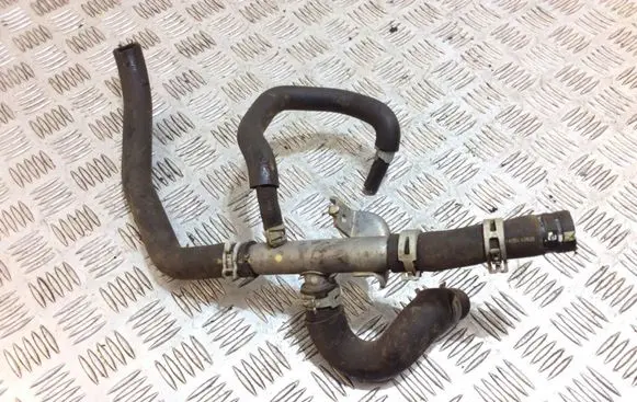 Nissan Navara D23 Engine coolant pipe/hose