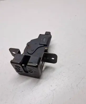 KIA Sorento Tailgate window lock/catch/latch 871303E000