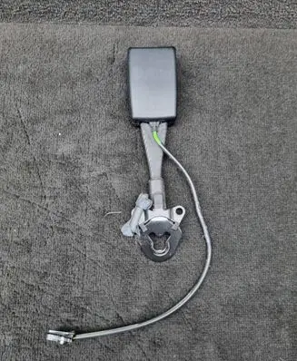 Audi Q7 4L Front seatbelt buckle 4L0857755E