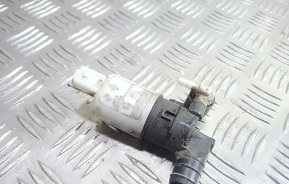 Peugeot 807 Windscreen/windshield washer pump 9641553880