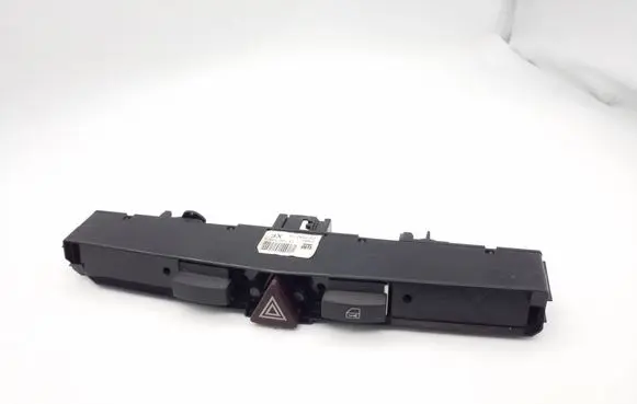 Opel Astra H Hazard light switch 13100105 03758075