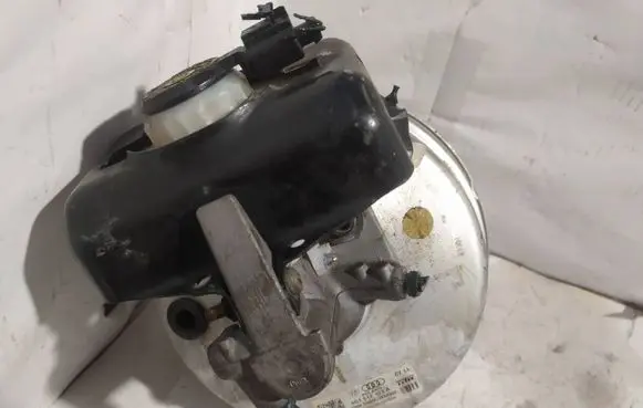 Audi A6 S6 C7 4G Brake booster 4G1612103A