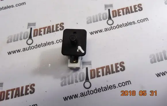 Mercedes-Benz E W211 Front door sensor coupe A2028209410