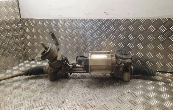 Opel Astra J Steering rack 7805501619