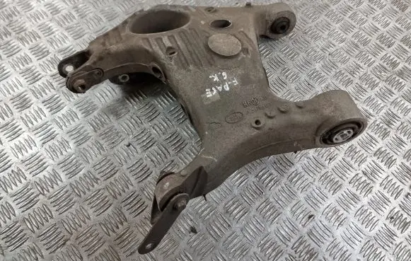 Jaguar F-Pace Rear upper control arm/wishbone