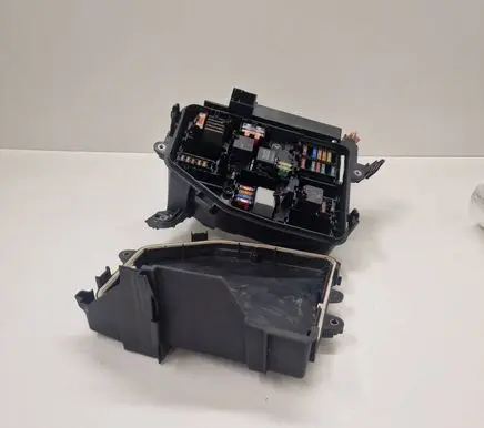 Mercedes-Benz CLA C118 X118 Fuse module A1775404307