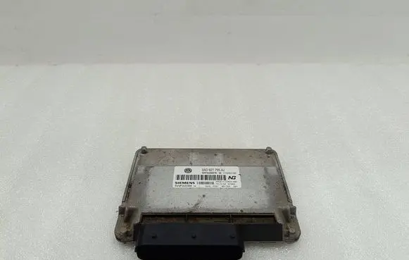 Volkswagen Touareg I Transfer box differential control unit 0AD927755AJ H16S0100 5WP22084