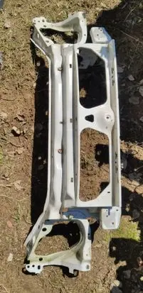 Renault Kangoo I Top upper radiator support slam panel