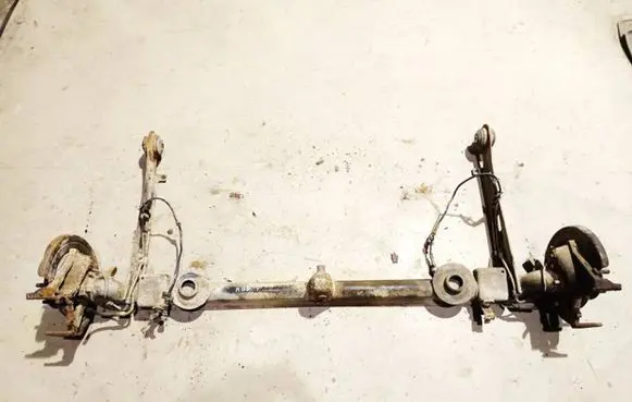 Chrysler PT Cruiser Rear subframe 