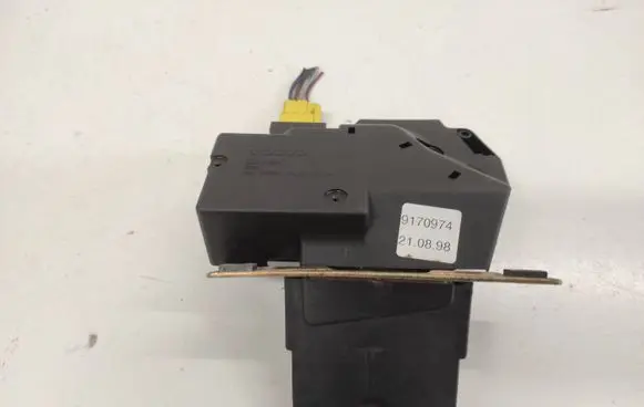 Volvo S80 Tailgate/trunk/boot lock/catch/latch 9203463
