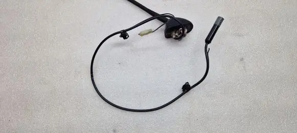 Suzuki Grand Vitara II Radio antenna