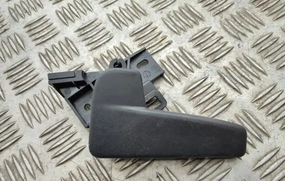 Volkswagen Polo V 6R Engine bonnet (hood) release handle 6R1823633