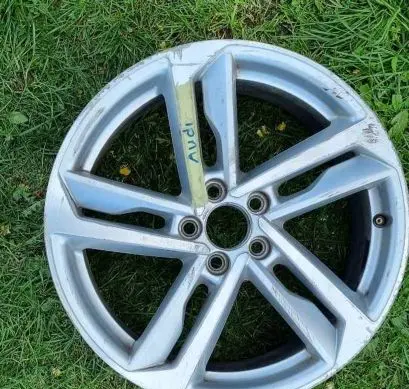 Audi A1 R17 alloy rim 