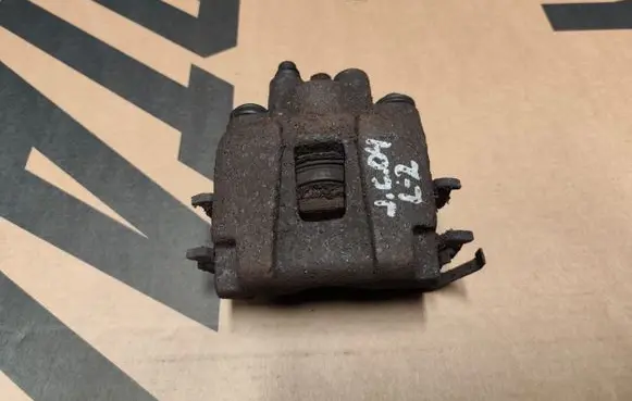Jeep Cherokee III KJ Rear brake caliper