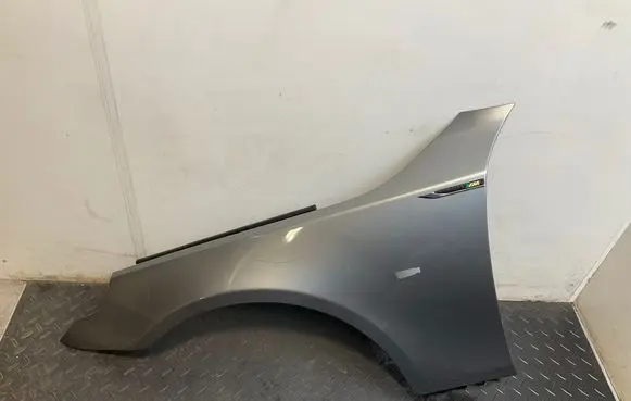BMW 5 E60 E61 Fender 