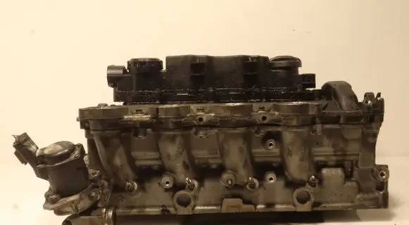 Citroen C4 I Picasso Engine head 9655911480