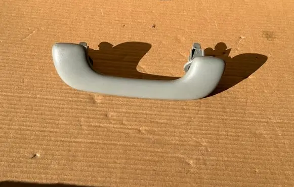 Renault Trafic II (X83) Front interior roof grab handle 8200000099