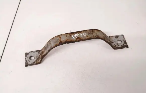 Mercedes-Benz C W202 Fuel tank mounting bracket 