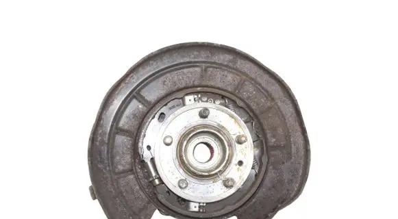 Land Rover Discovery 4 - LR4 Rear wheel hub