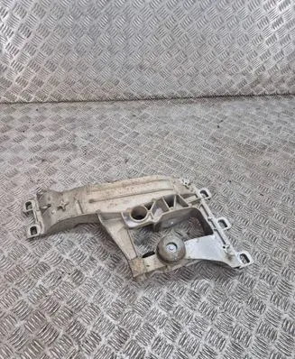 Jaguar F-Pace Gearbox mounting bracket HX735060DD